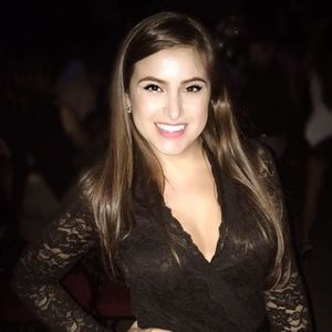 Meet your Posher, Alejandra